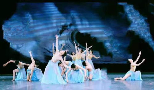 京島情海 入選廣西當(dāng)代文學(xué)藝術(shù)創(chuàng)作工程三年規(guī)劃項(xiàng)目